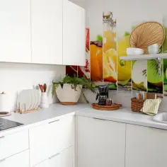 Jak wybrać idealną tapetę do kuchni między szafkami – porady i inspiracje